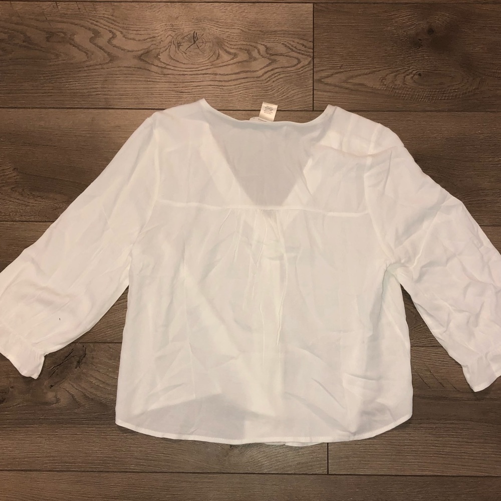 NWOT Button down Blouse - Picture 3 of 3
